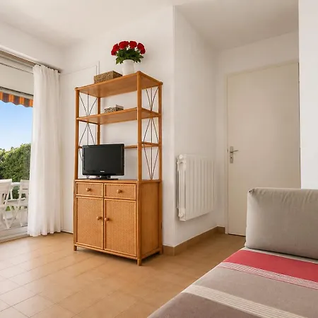 Apartament T3 Avec Piscine, Jardin, Parking & Acces