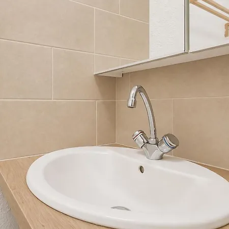 T3 Avec Piscine, Jardin, Parking & Acces Apartament Agde