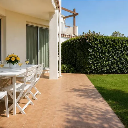 Apartament T3 Avec Piscine, Jardin, Parking & Acces Agde